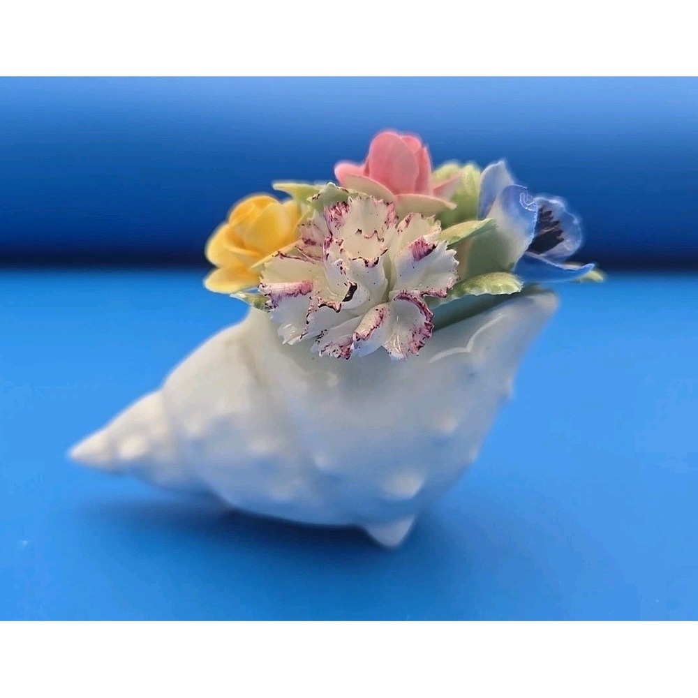 Royal Adderley Floral‎  Flower Arrangement England  Seashell Shell 2.5" X 3.5"